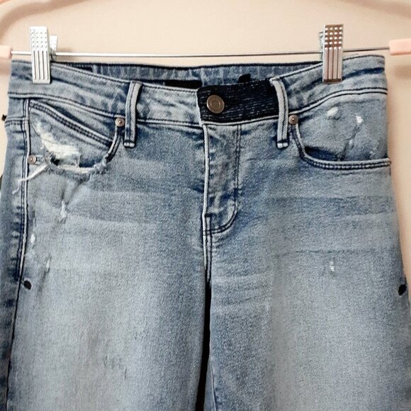 NWT RtA med. wash mid rise distressed flare jeans - Picture 14 of 15